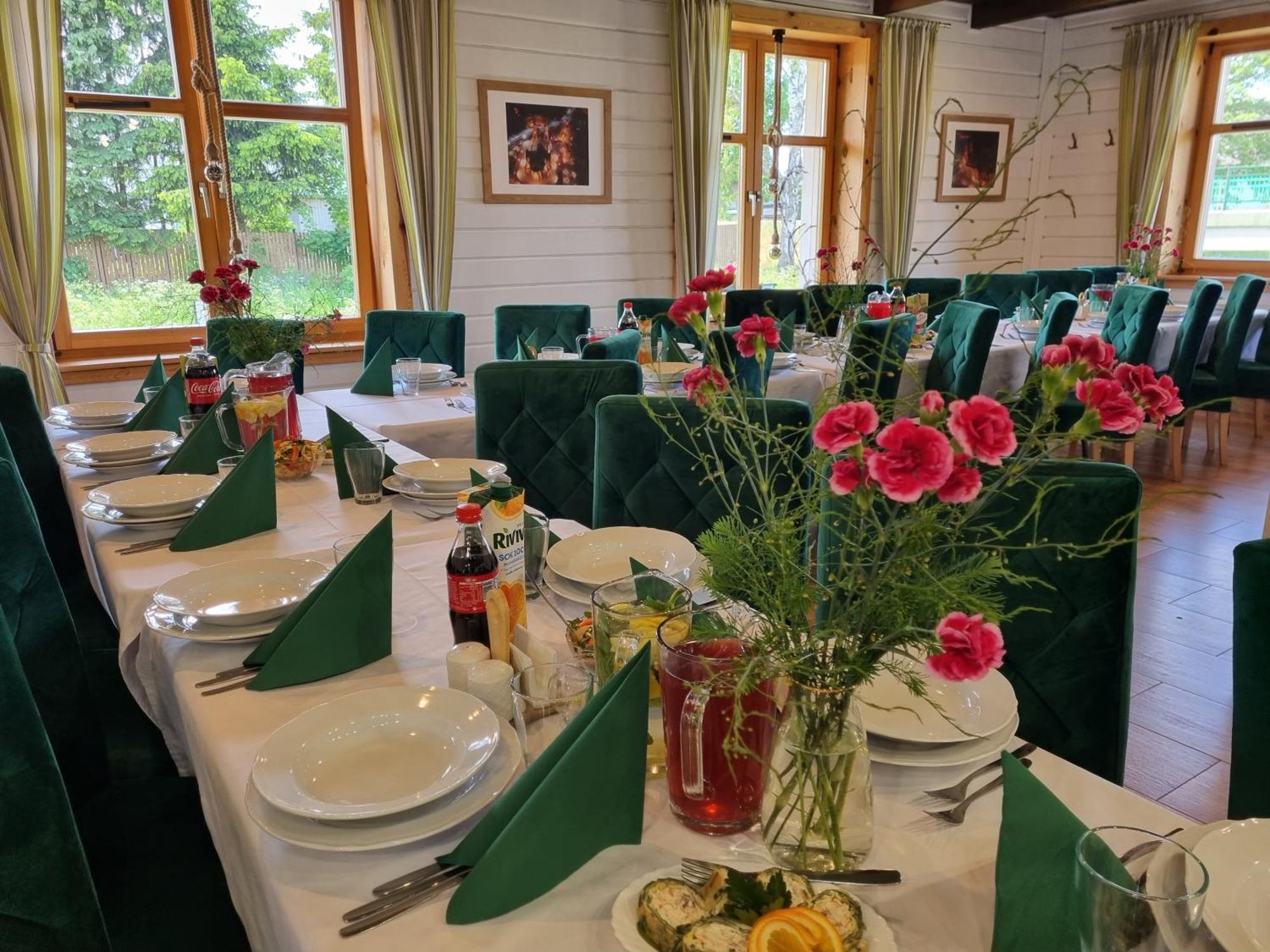 Hotelik Z Mozliwoscia Sniadania "Kur" Myszyniec-Kurpie エクステリア 写真
